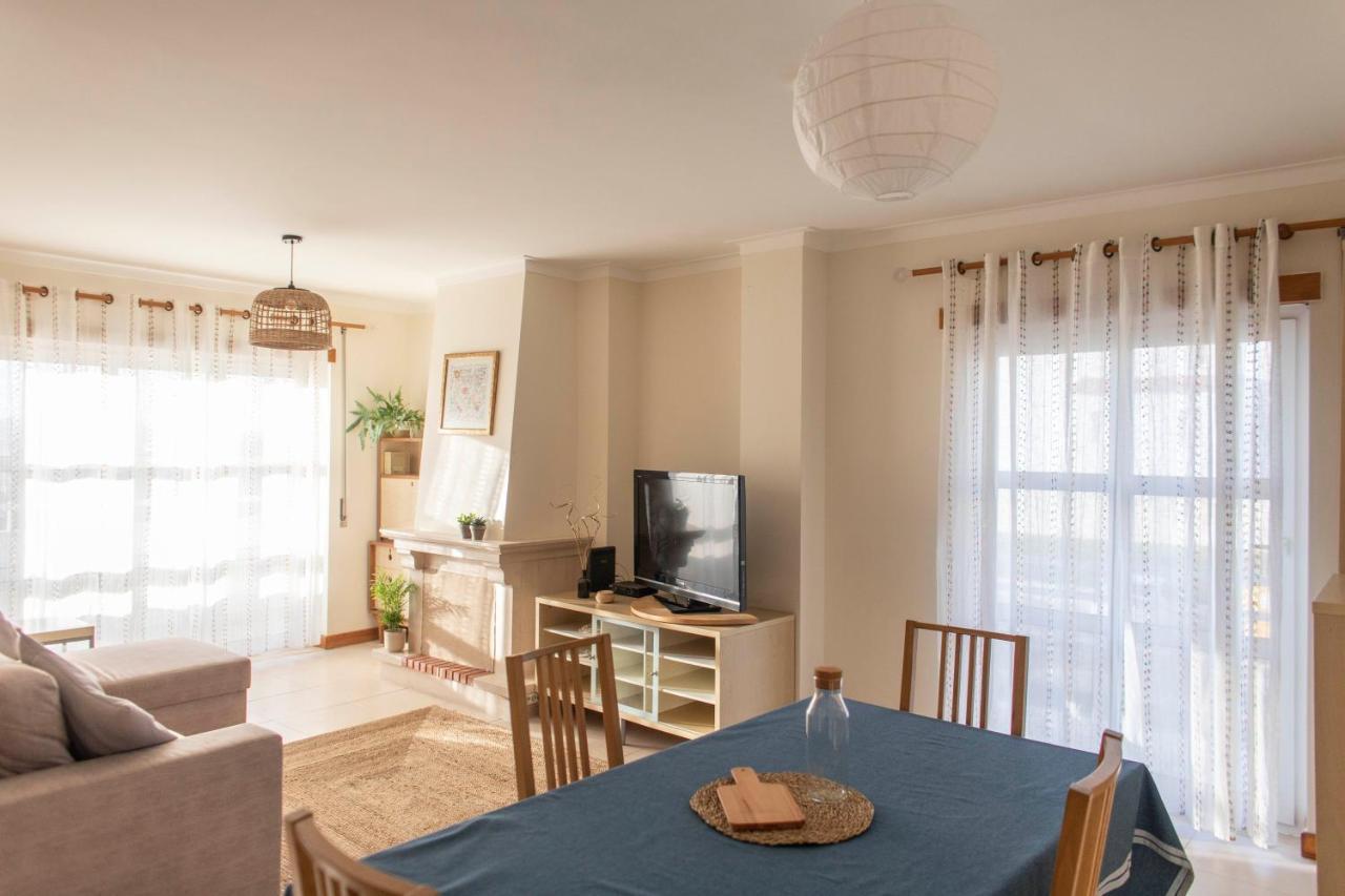 Middle Of The Bay 2 Bedroom Apartment Ferrel  Bagian luar foto